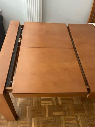 mesa comedor extensible  4 sillas madera 
