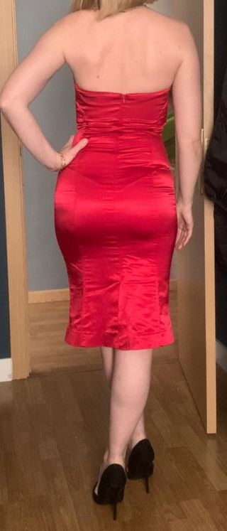 Vestido midi Miss Sixty y sandalias 