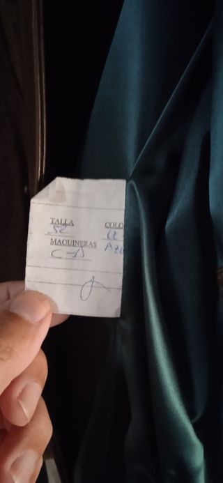 Chaqueta de cuero e hilo
