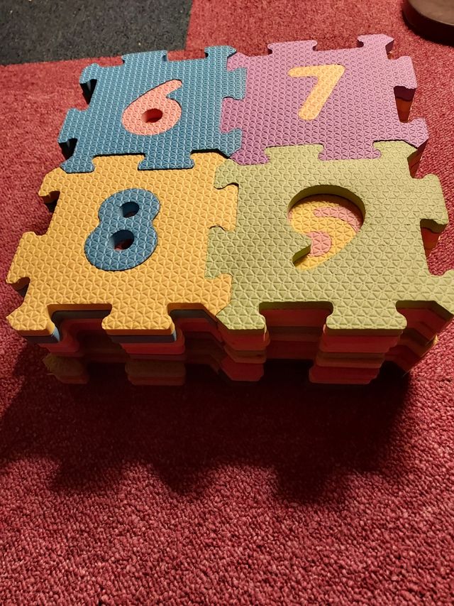 Puzzle gomaespuma piezas pequeñas