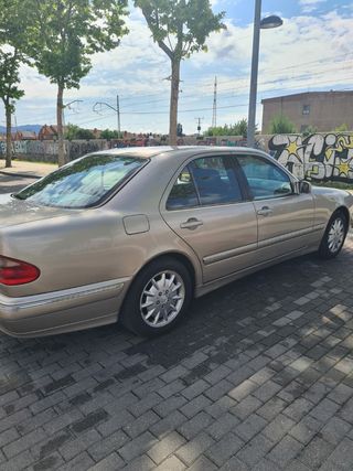 Mercedes-Benz Clase E 320 CDI