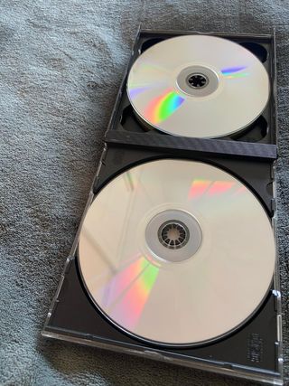 Los Éxitos del año 2002 3CDs+DVD