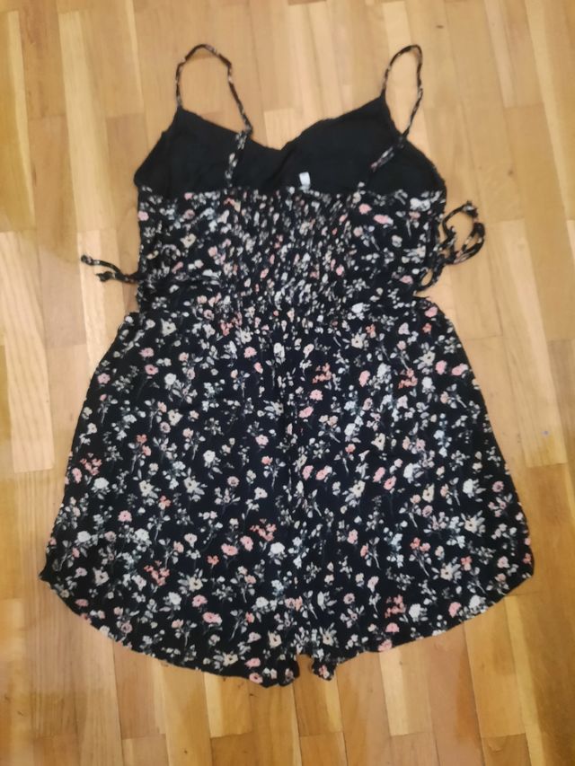 Tuta corta Mono con bretelle