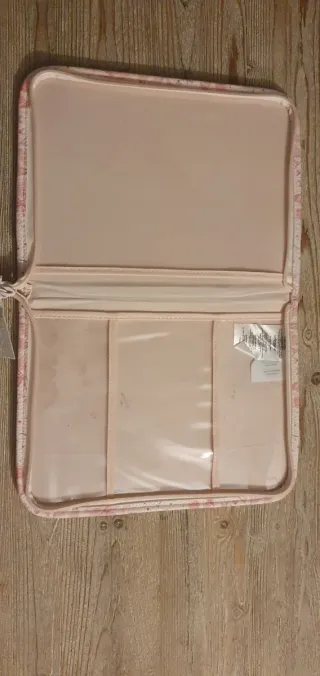 Saco para cuco y portadocumentos