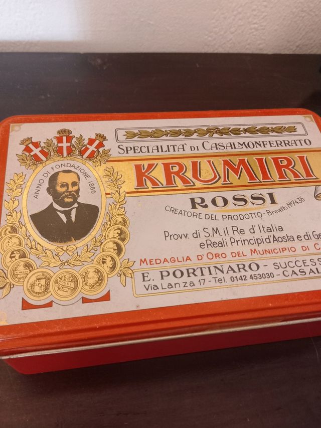 Scatola di latta Krumiri di Casale