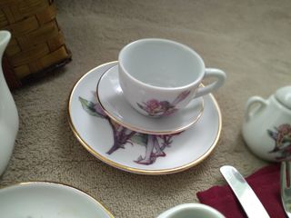 Mini juego de Té en cesta de mimbre