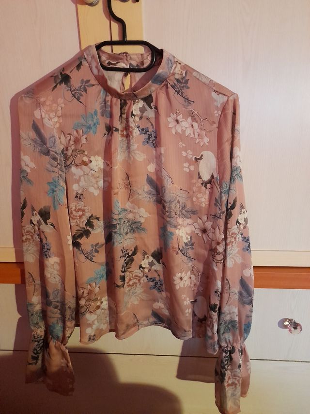 Blusa flores