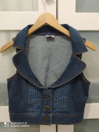 Chaleco vaquero corto