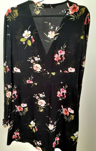 Vestido de flores de Zara