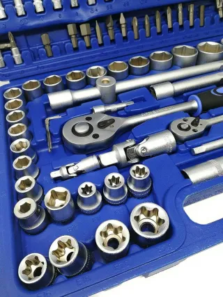 VALIGIA SET CHIAVI A BUSSOLA 108 PEZZI VANADIUM