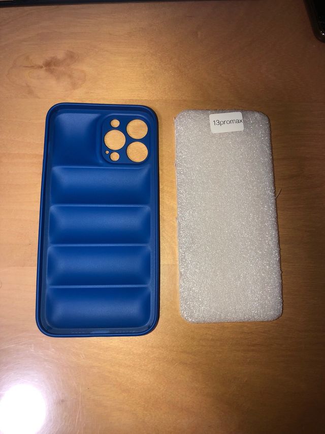 Funda Puffer de Silicona TNF IPhone 13 Pro Max