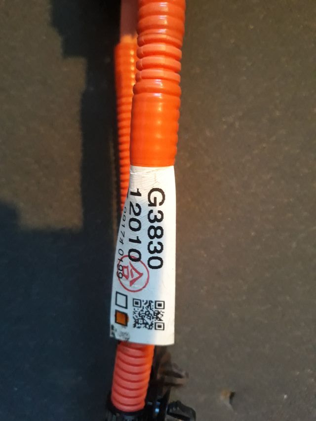 Urge. CONECTOR BATERIA HV TOYOTA AURIS, PRIUS 3G