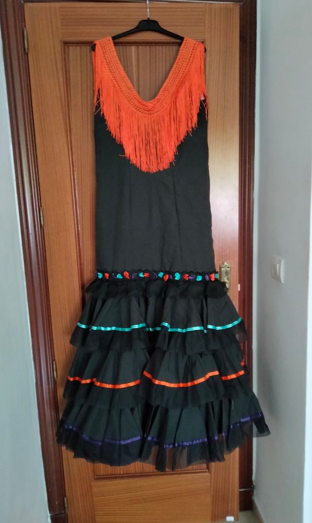 Vestido de Flamenca o gitana de regalo completos