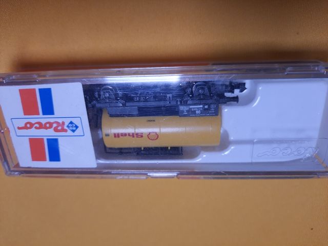 Vagones tren Roco y Minitrix