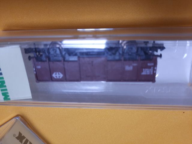 Vagones tren Roco y Minitrix