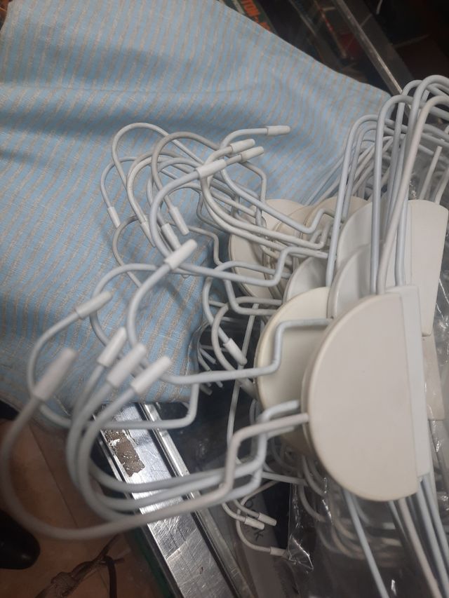 Perchas de muestrario