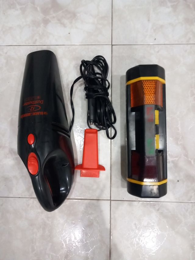 Aspirador y linterna coche