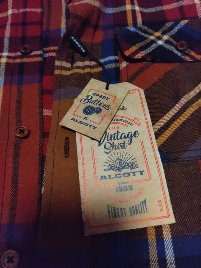 Camisa Alcott a cuadros sin estrenar L roja-negra