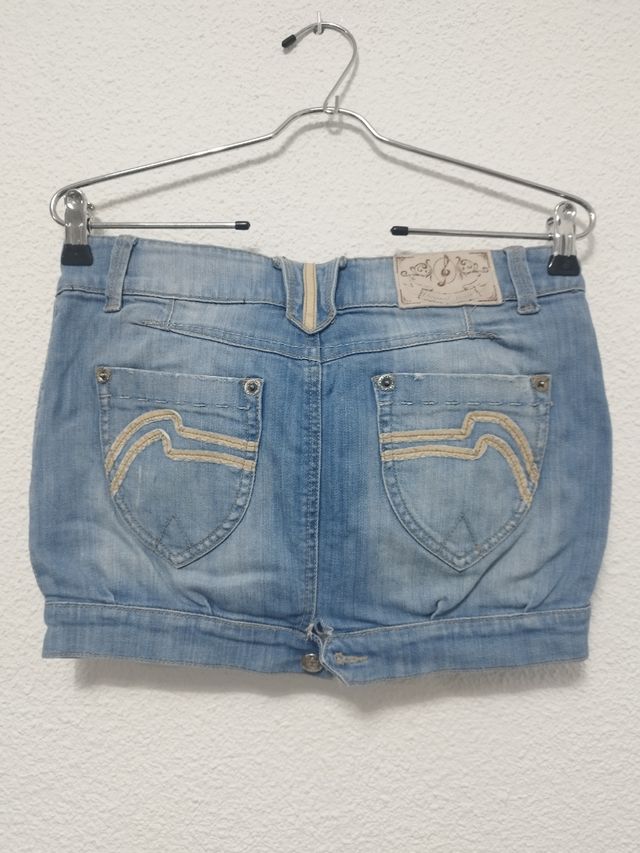 Faldas cortas varios modelos 