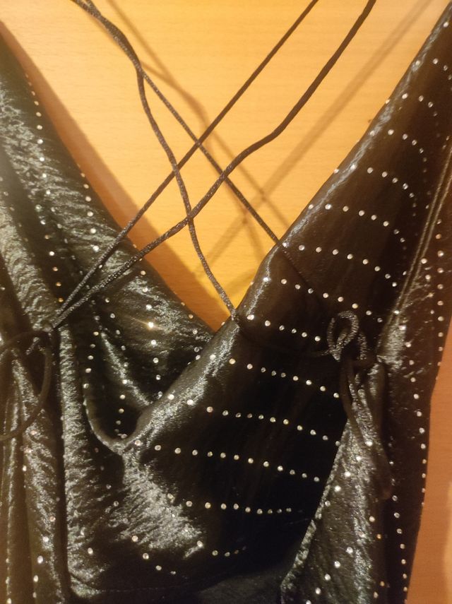 Vestido zara satinado joyas S nuevo