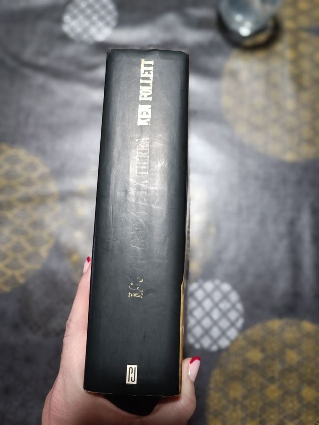 Los pilares de la tierra