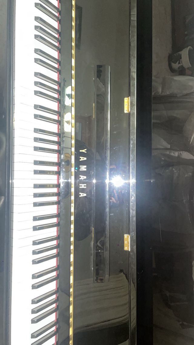 Piano YAMAHA b3 PE J25149642 año 2009
