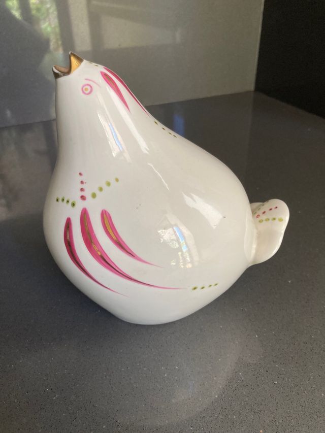 Figura ceramica gallina