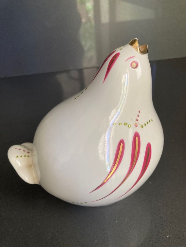 Figura ceramica gallina