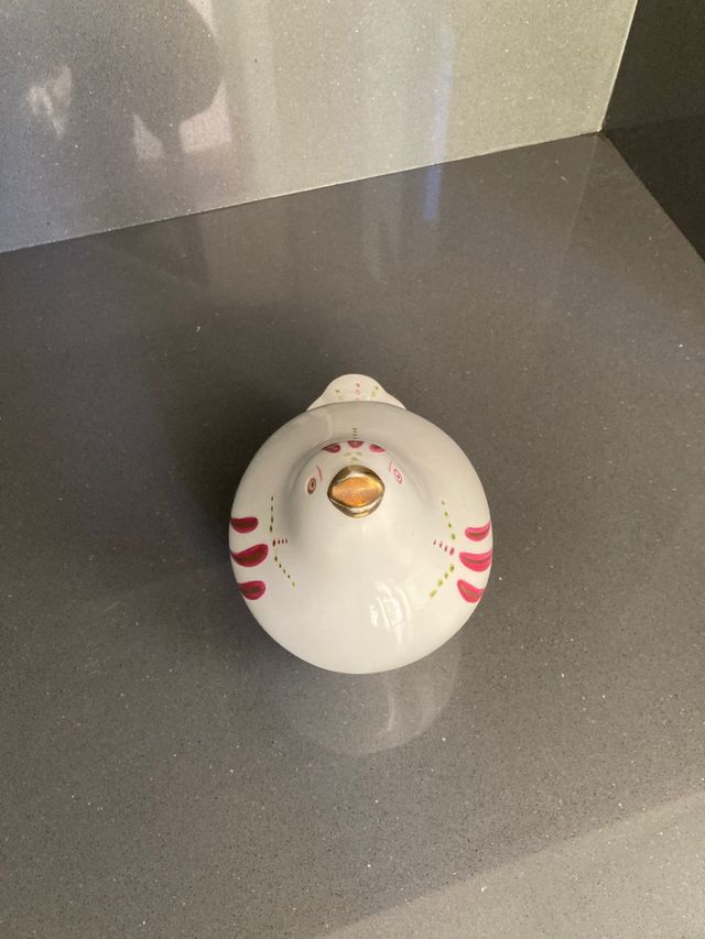 Figura ceramica gallina