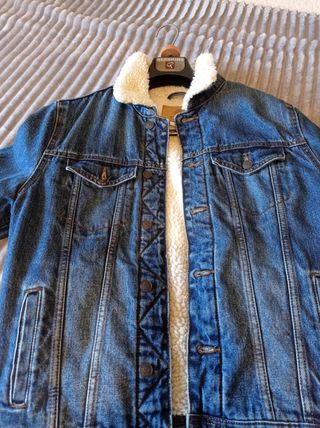 Cazadora vaquera con forro.