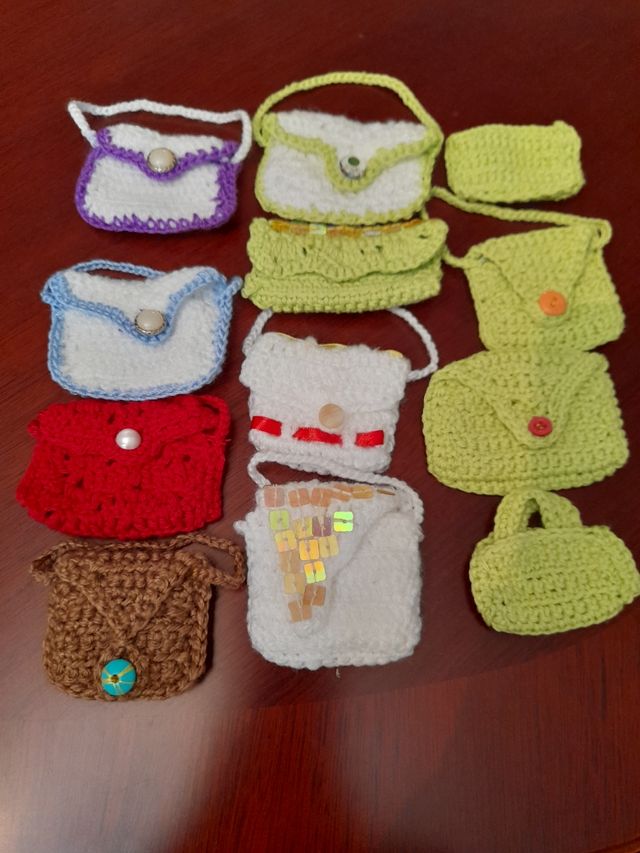 Ropa de la muñeca barbi.