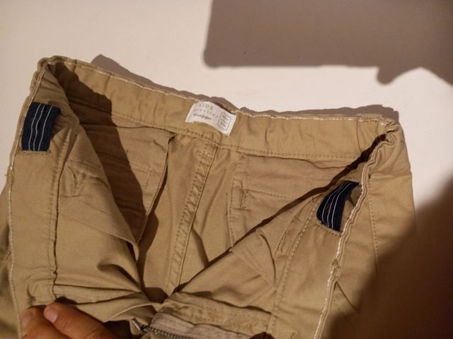Pantalón tipo chino niño talla 9-10