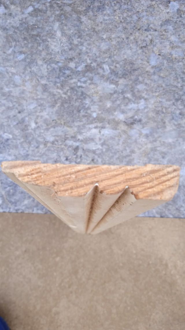 Tapajuntas de madera