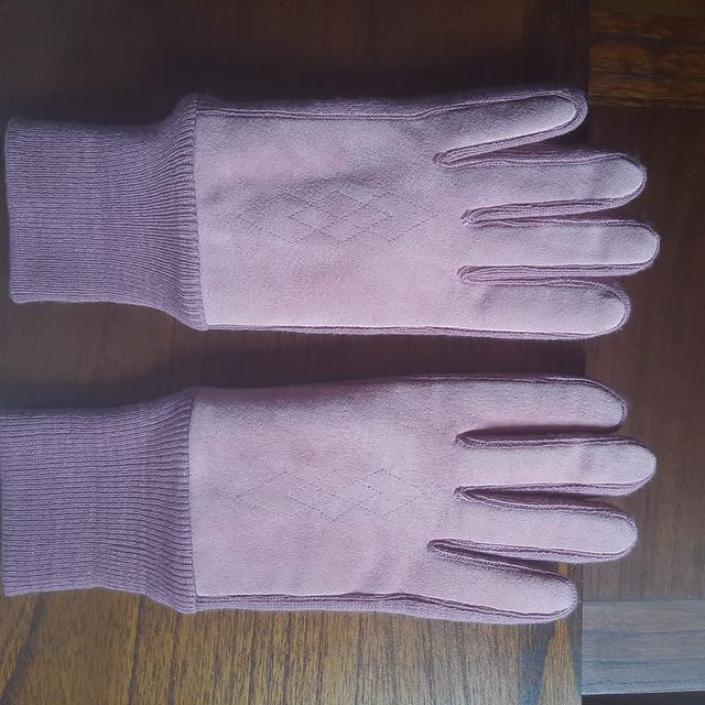 Luvas de couro cor-de-rosa viradas para baixo e ponto interior térmico