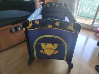 Cuna de viaje.