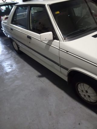 Renault 9 87