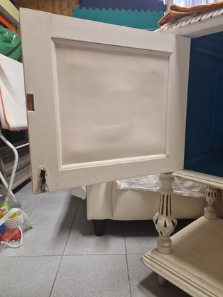 Mueble aparador antiguo.
