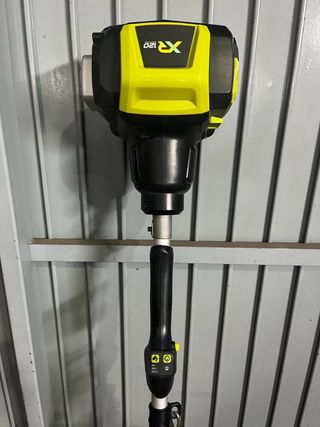 Cortacesped y desbrozadora (ambas electricas)