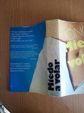 3 libros X 5 €. 2 € unidad.