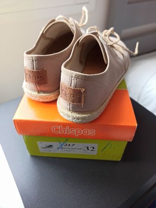 Zapatilla niño número 32