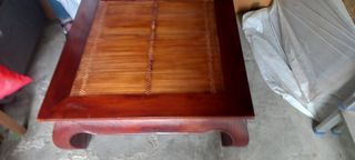 Tavolino indonesiano in legno 