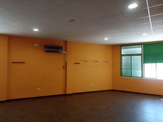 Oficina - Local en VENTA