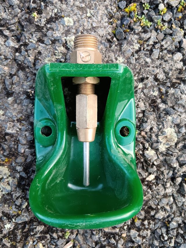 ROTECNA Bebedero automatico