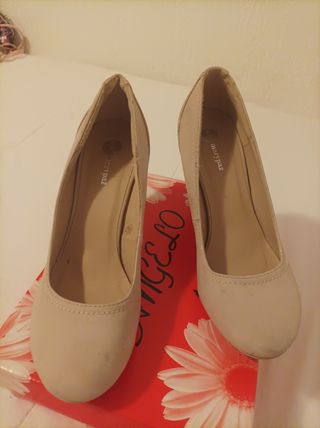 Zapatos mujer n. 39