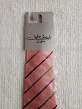 Corbata italiana SIN ESTRENAR