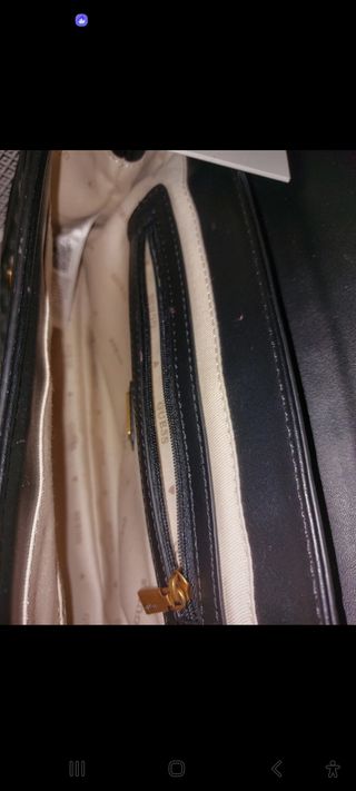 Bolso GUESS  nuevo.