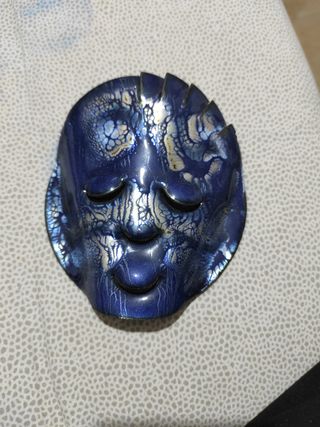 Maschera in rame smaltato