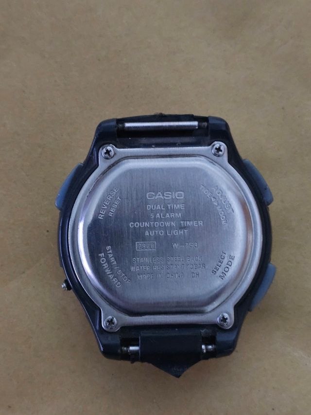 Reloj Casio w-753