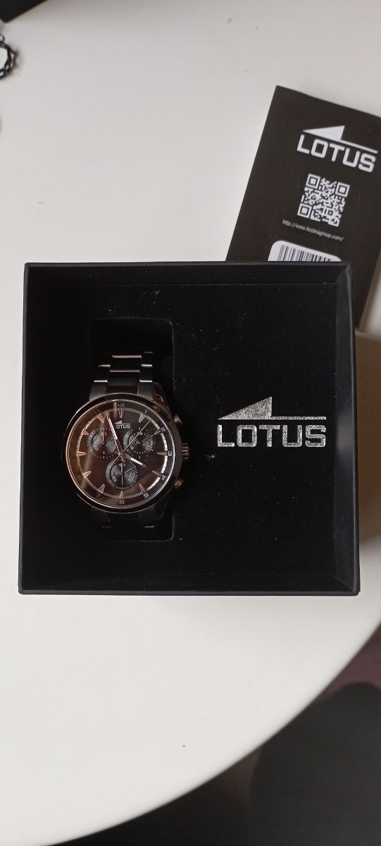 Reloj caballero Lotus