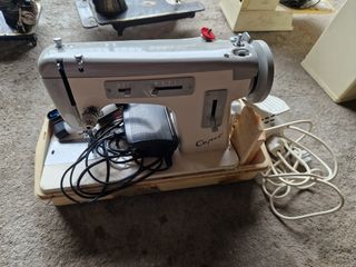Máquinas antiguas de coser